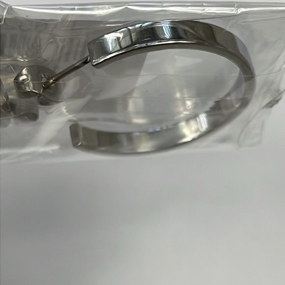 NWT Adornia Flat Hoops Earrings Silver Minimalist Stainless Steel - Picture 7 of 8